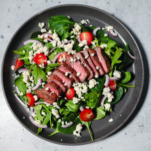 Arugula and Spinach Steak Salad with Gorgonzola and Balsamic Vinaigrette